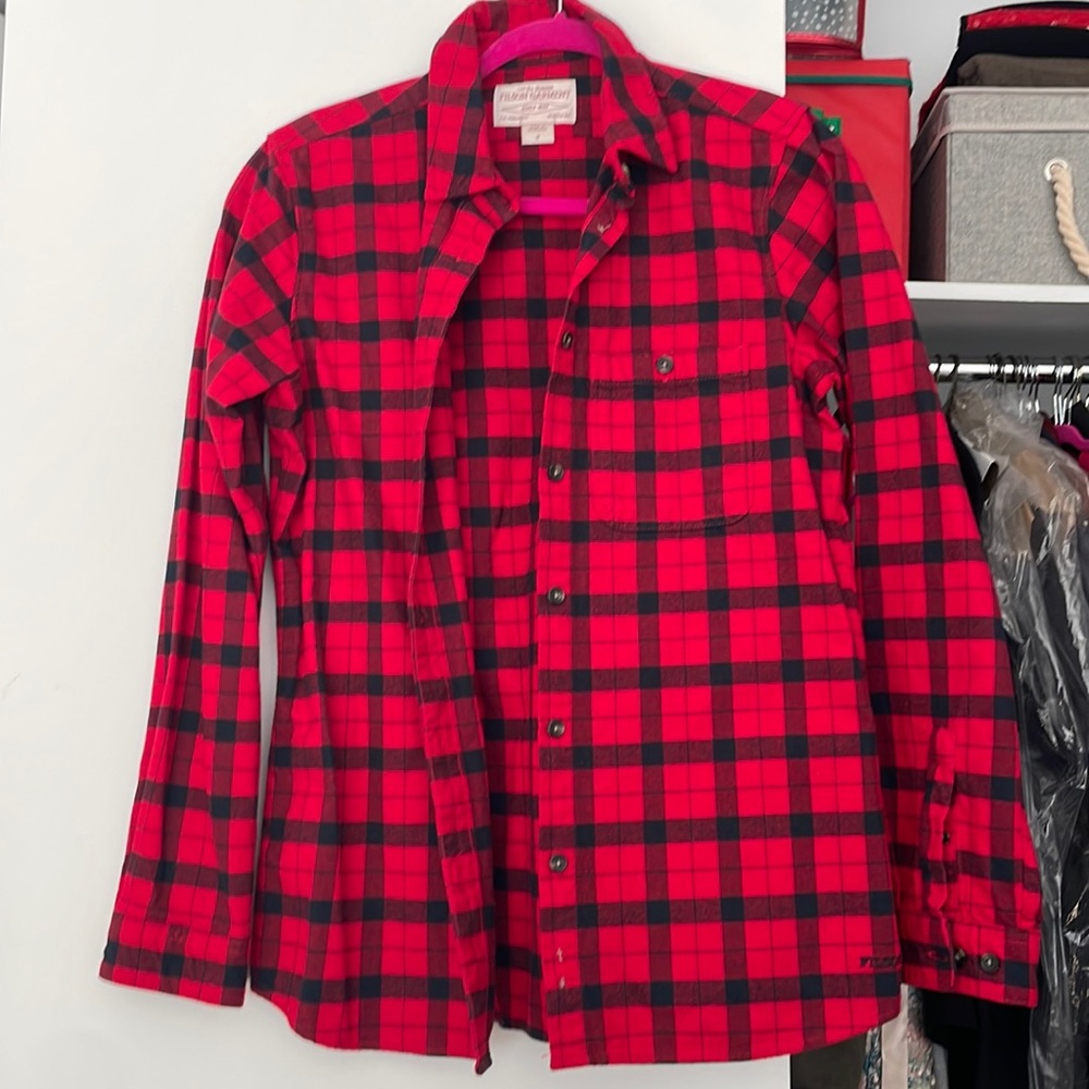 Filson red women’s flannel never worn